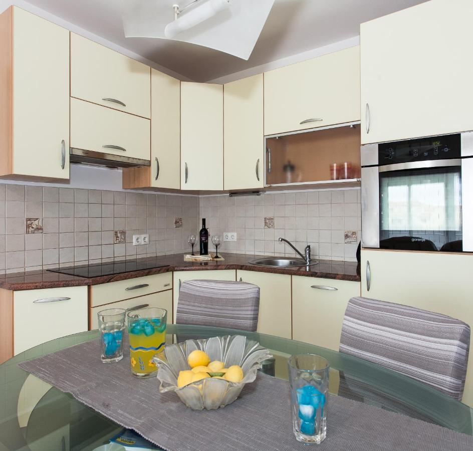 Abbadessa Apartment Kastela Ngoại thất bức ảnh